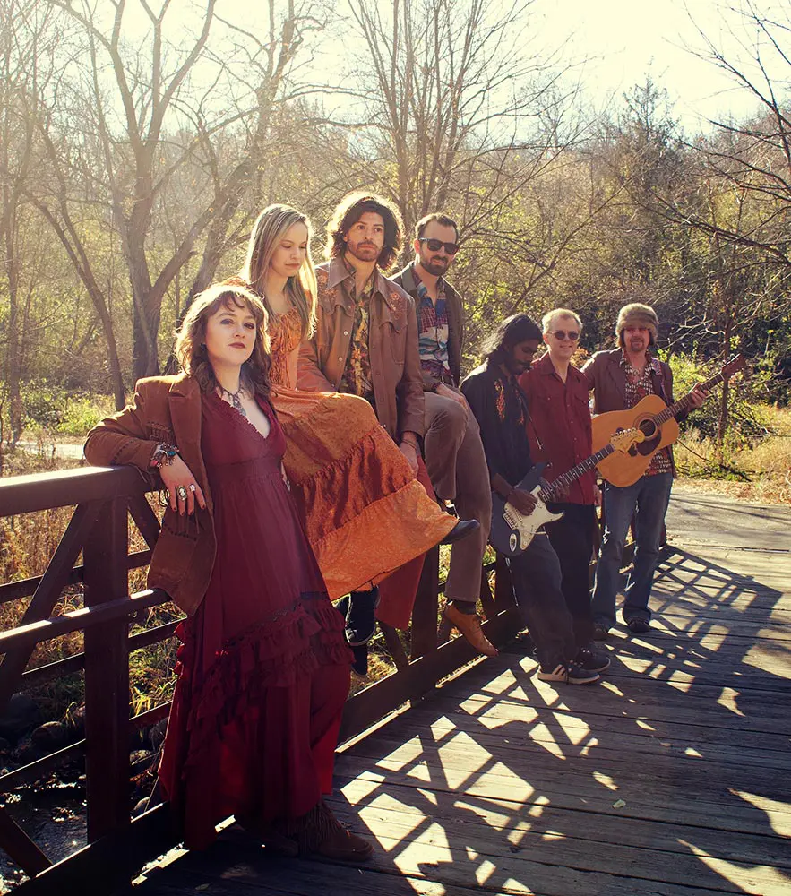 picture of performers